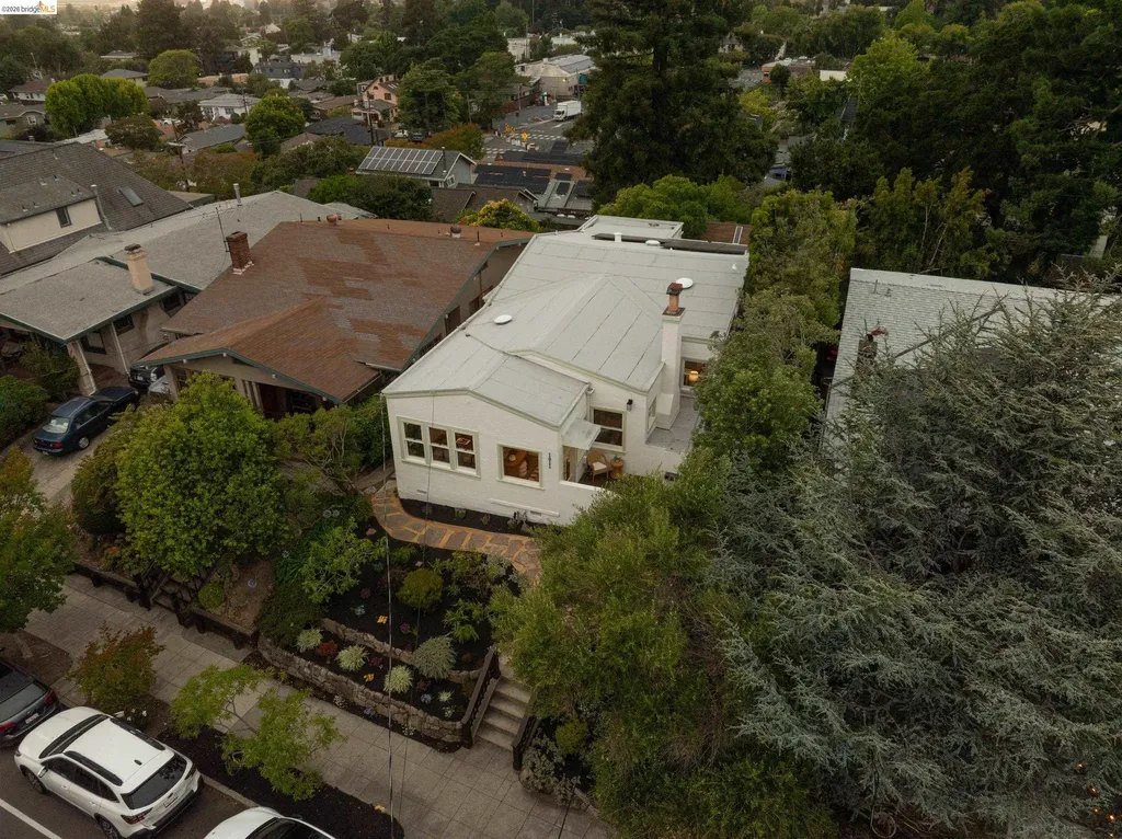 1611 Rose Street Berkeley CA 94703
