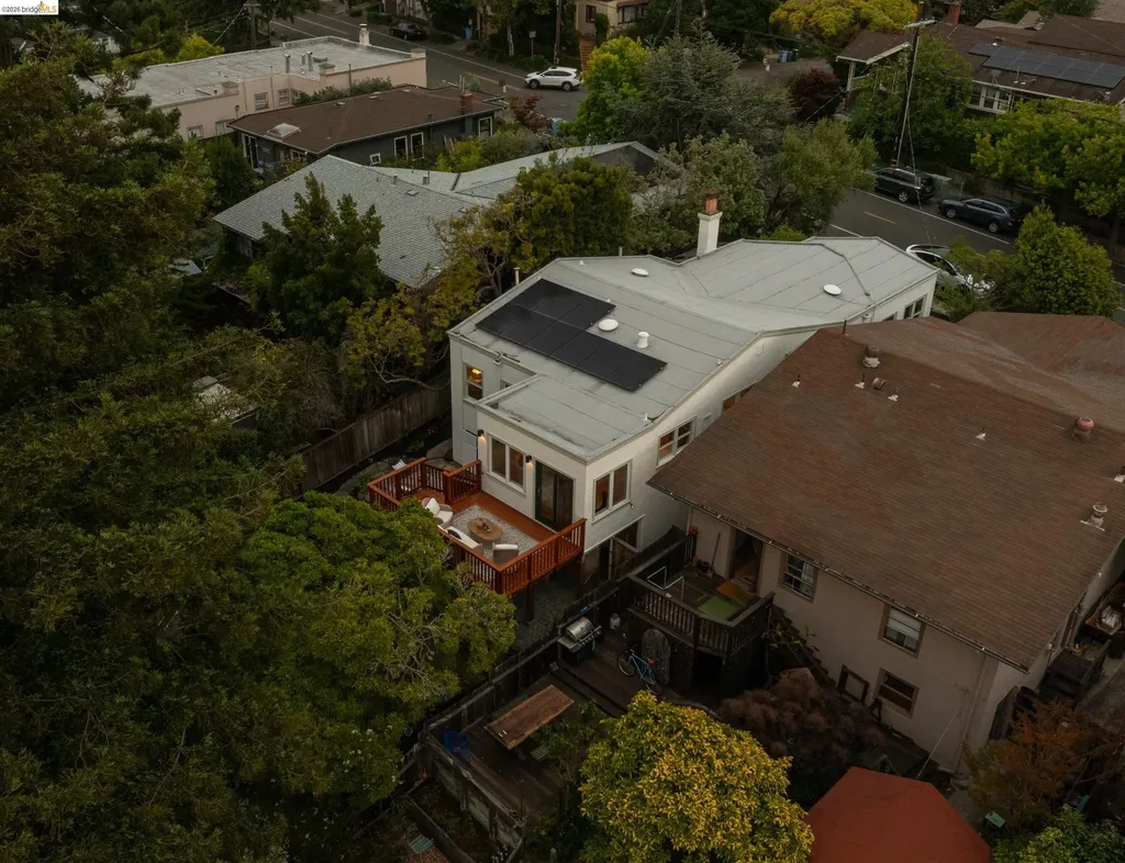 1611 Rose Street Berkeley CA 94703