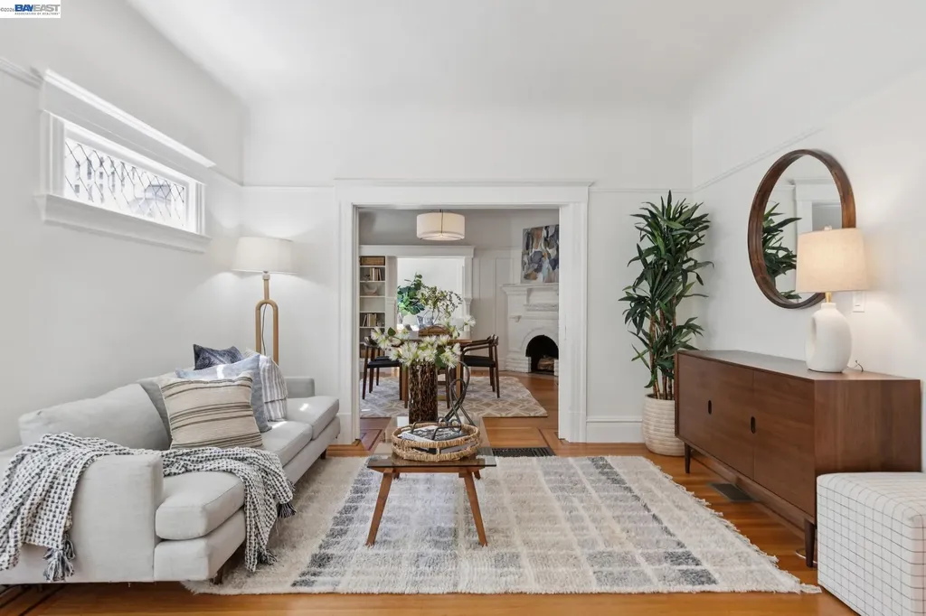 2607 Alcatraz Avenue Berkeley CA 94705