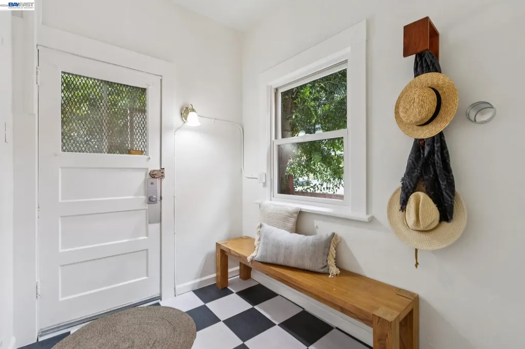 2607 Alcatraz Avenue Berkeley CA 94705