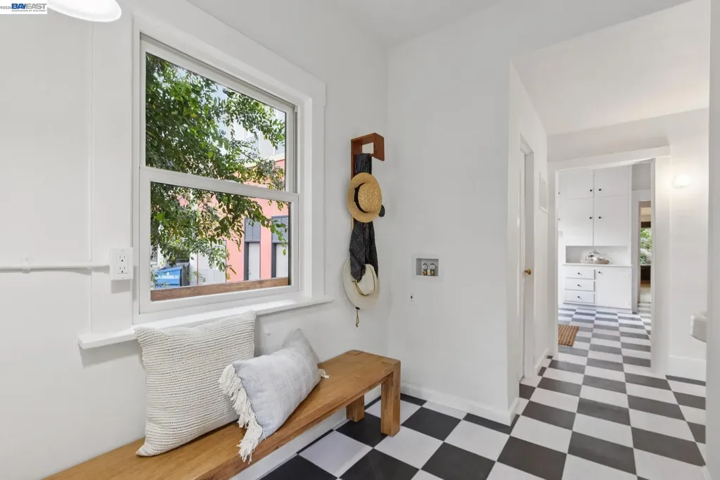 2607 Alcatraz Avenue Berkeley CA 94705