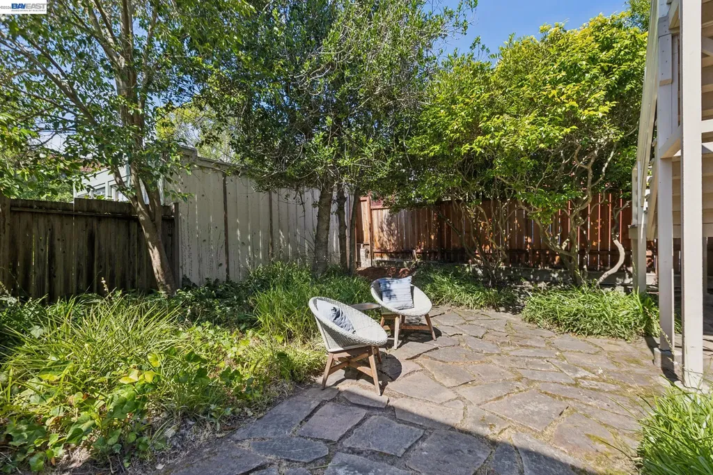 2607 Alcatraz Avenue Berkeley CA 94705