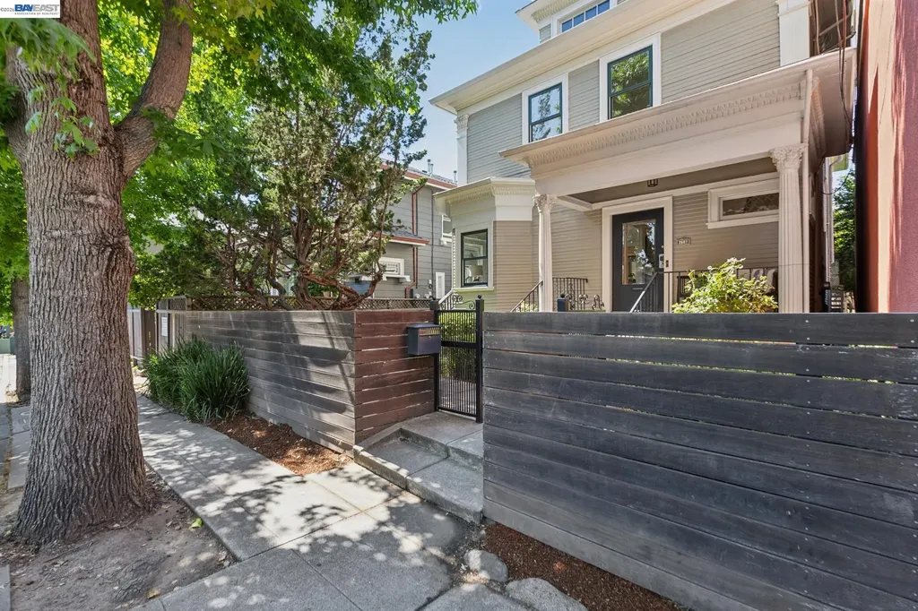 2607 Alcatraz Avenue Berkeley CA 94705