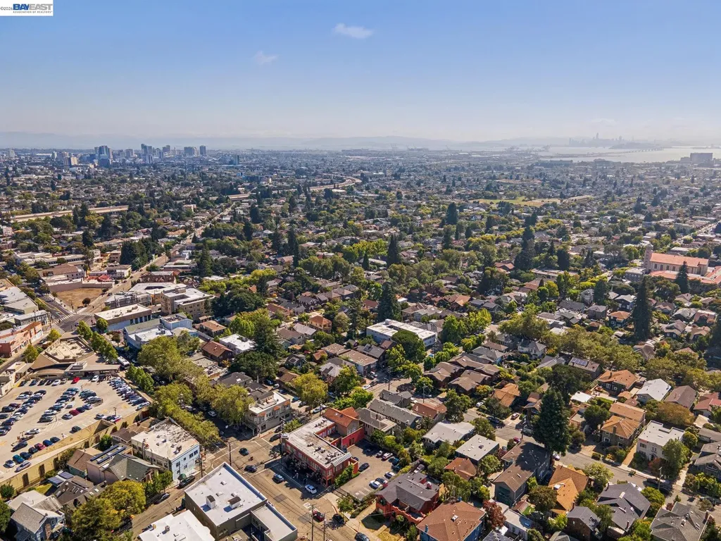 2607 Alcatraz Avenue Berkeley CA 94705