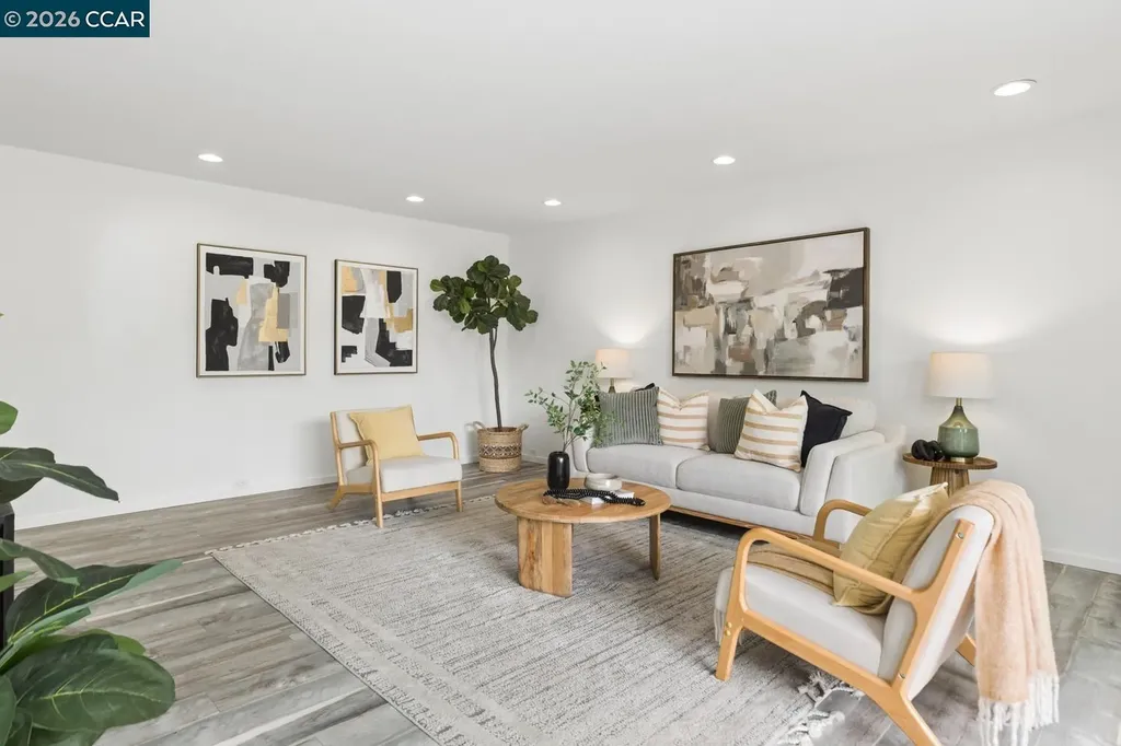 3945 Harrison Street Oakland CA 94611
