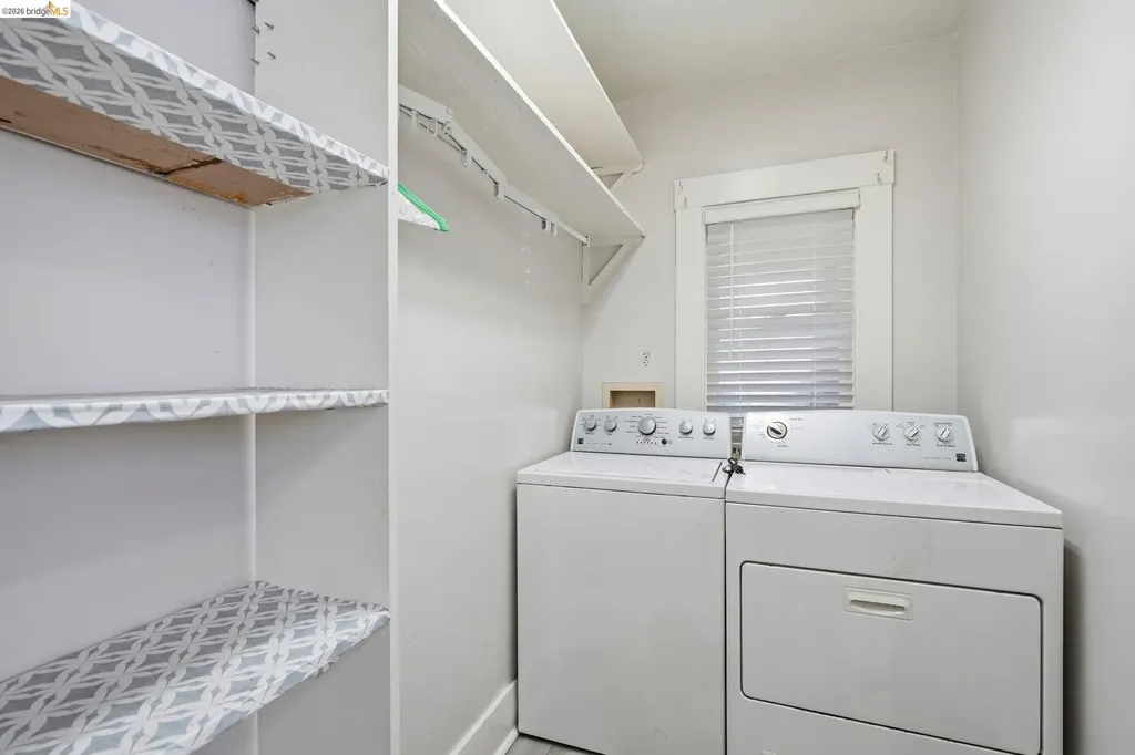 861 70th Avenue Oakland CA 94621