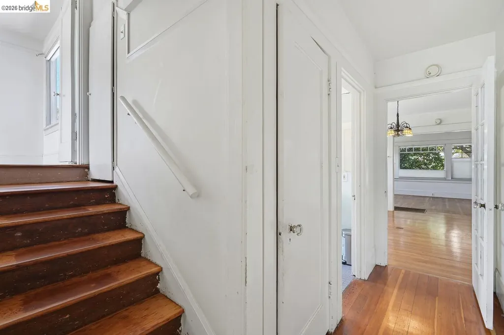 1045 Stanford Avenue Oakland CA 94608