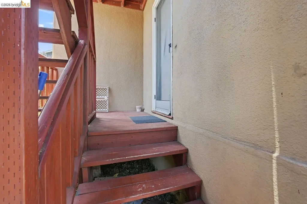 1045 Stanford Avenue Oakland CA 94608