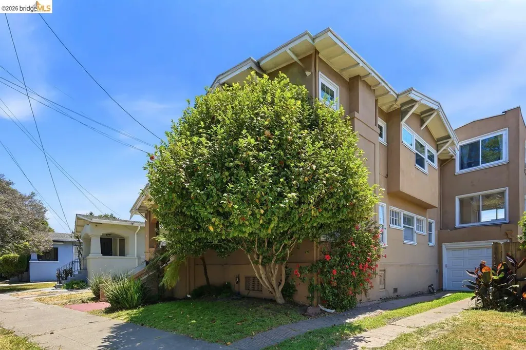 1045 Stanford Avenue Oakland CA 94608