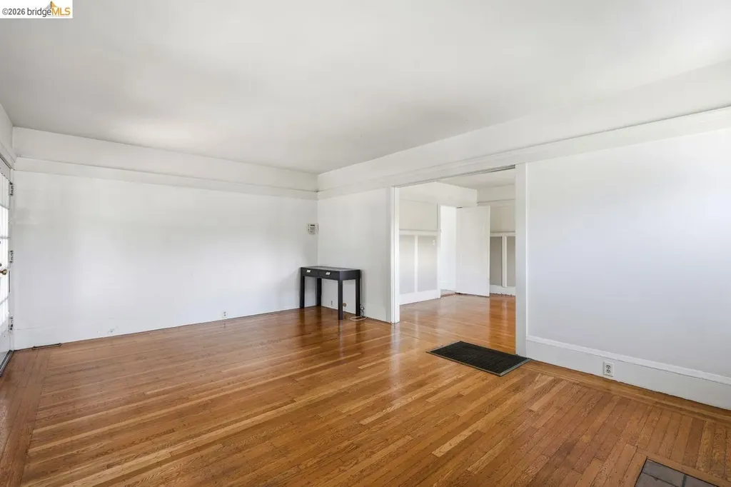 1045 Stanford Avenue Oakland CA 94608