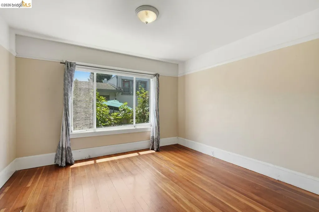 1045 Stanford Avenue Oakland CA 94608