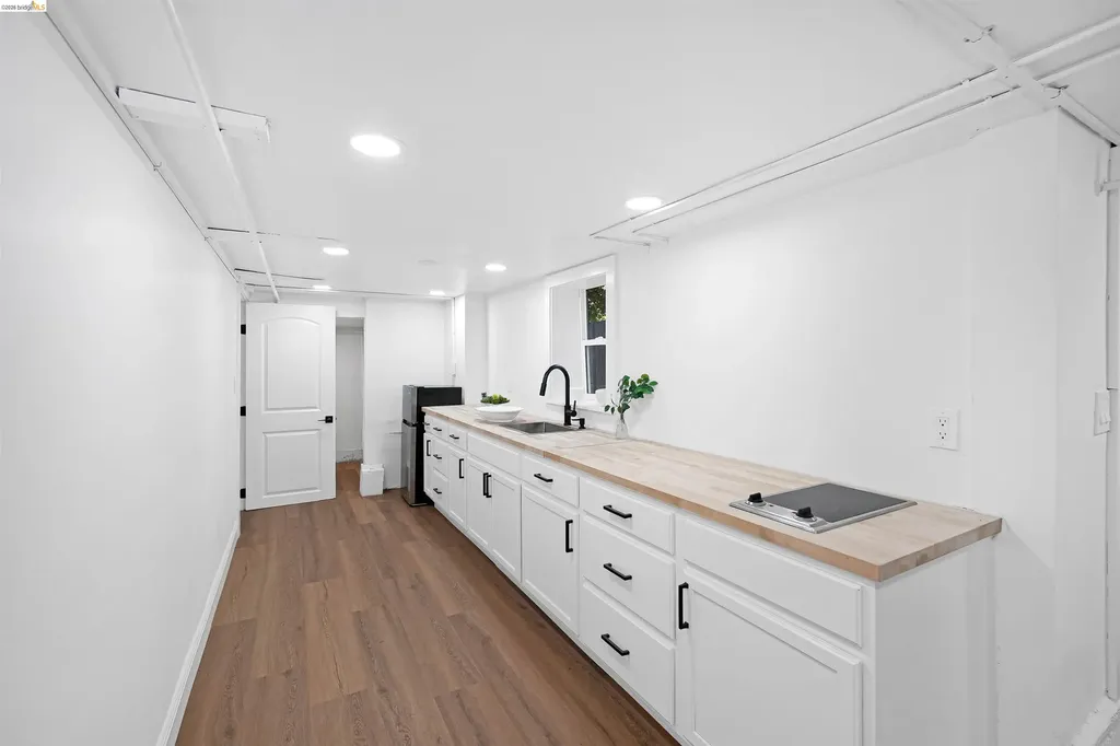 1812 Woolsey Street Berkeley CA 94703
