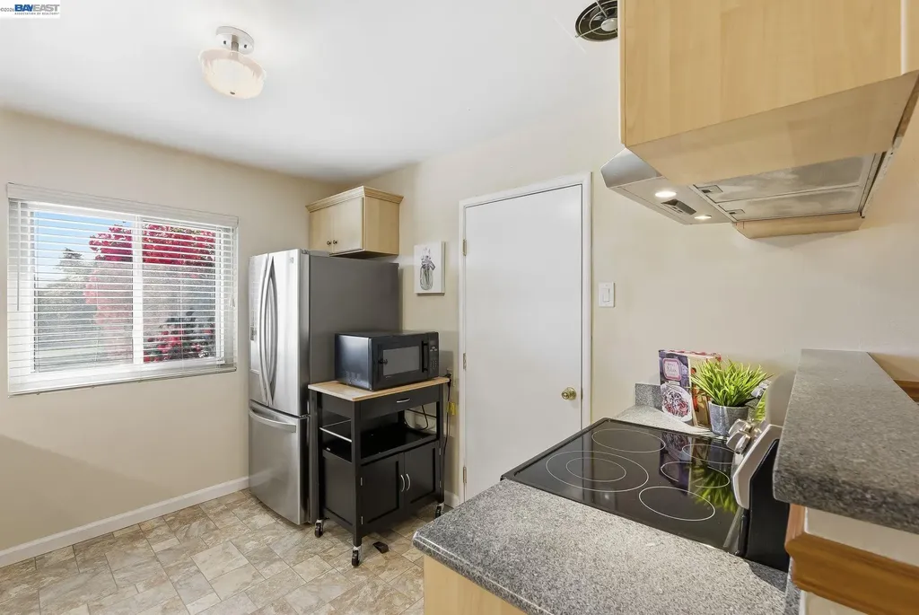 18160 Hunter Avenue San Lorenzo CA 94541
