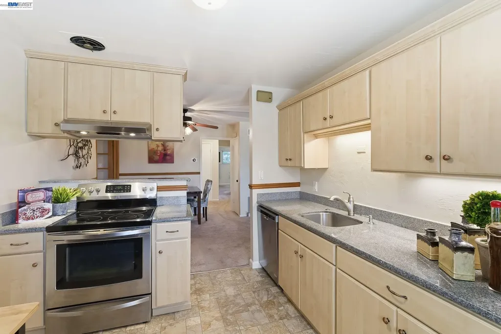 18160 Hunter Avenue San Lorenzo CA 94541