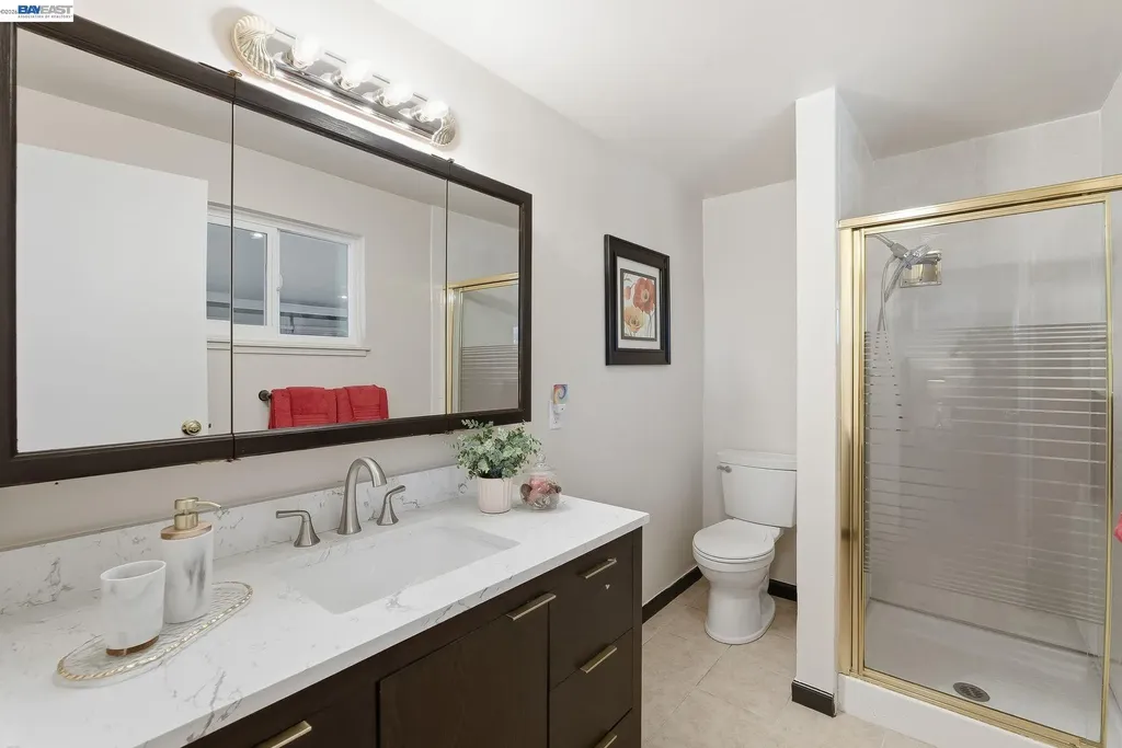 18160 Hunter Avenue San Lorenzo CA 94541