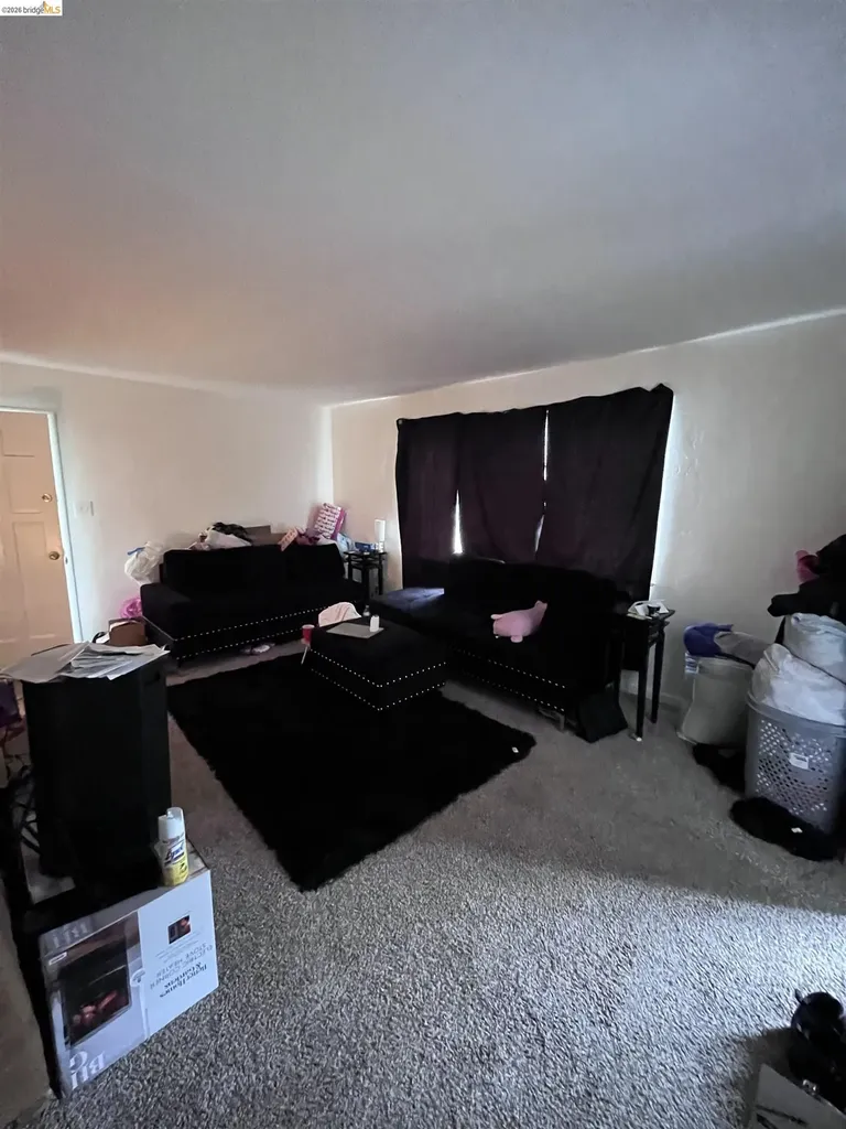 3562 Seminary Avenue Oakland CA 94605