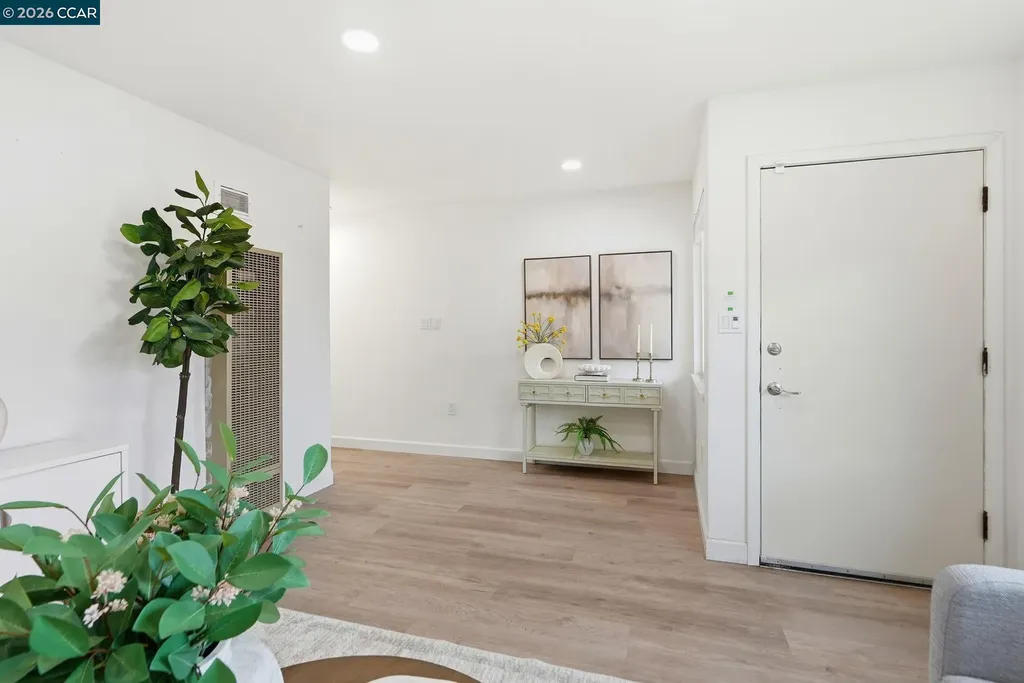 3720 Midvale Avenue Oakland CA 94602