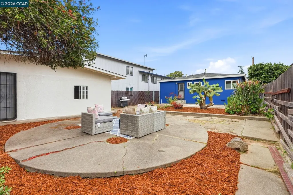 3720 Midvale Avenue Oakland CA 94602