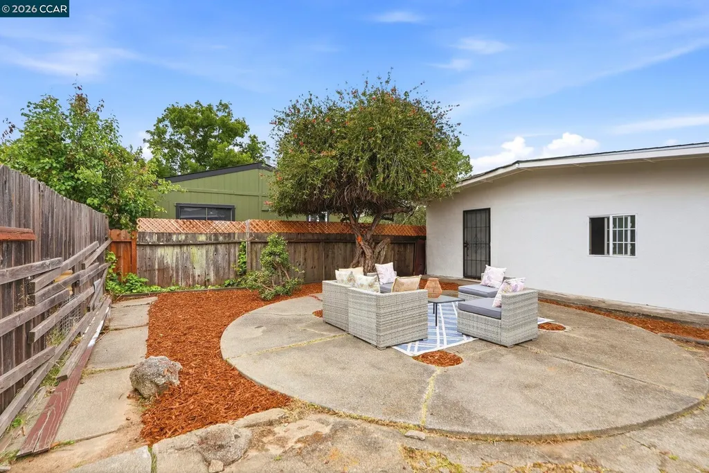 3720 Midvale Avenue Oakland CA 94602