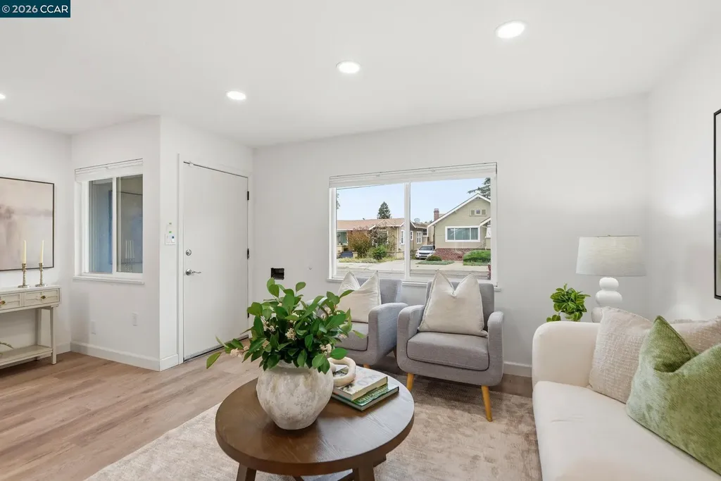 3720 Midvale Avenue Oakland CA 94602