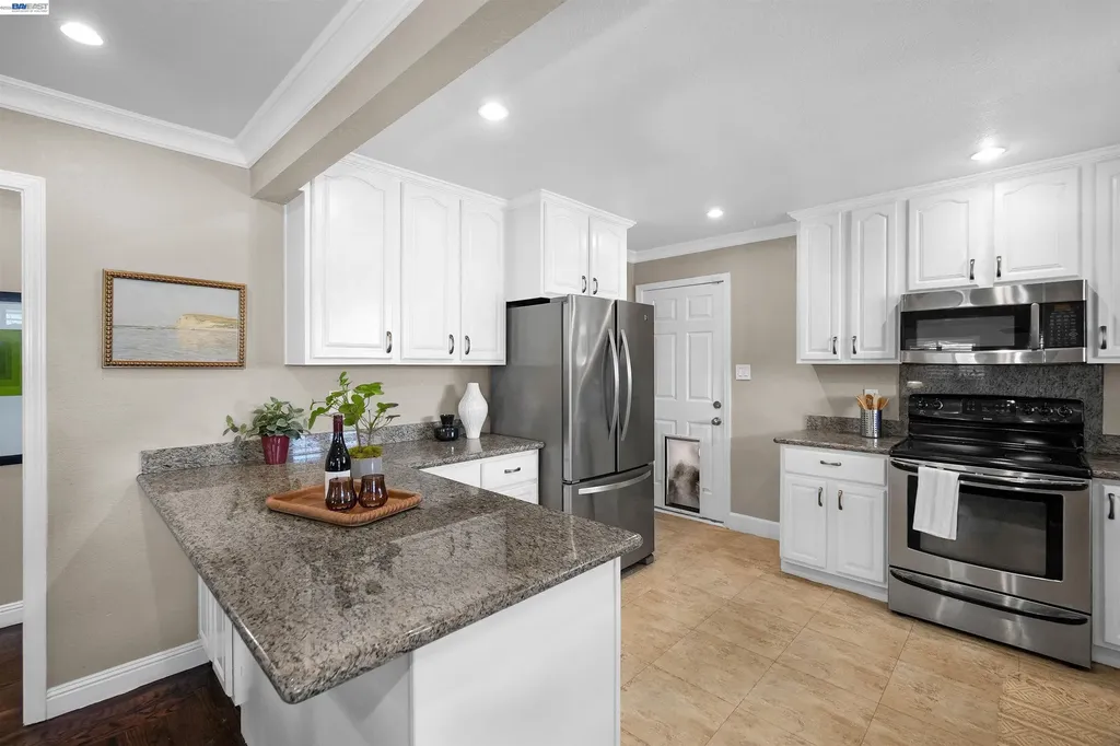 2293 Vestal Avenue Castro Valley CA 94546