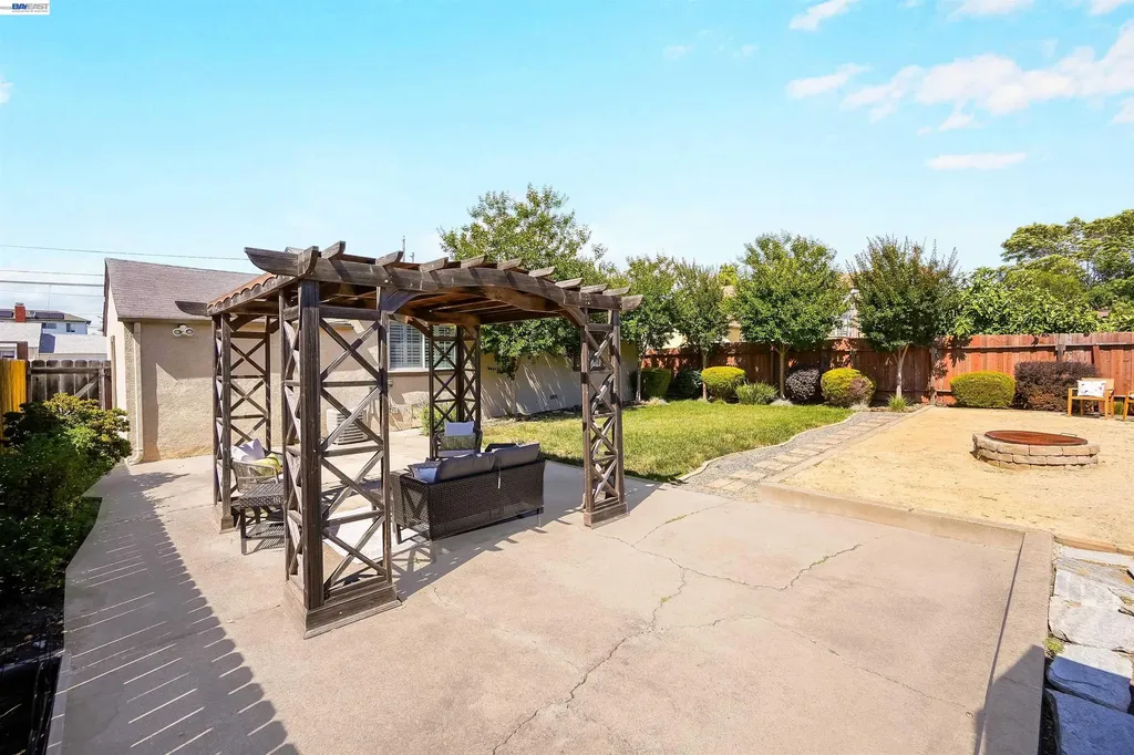 2293 Vestal Avenue Castro Valley CA 94546