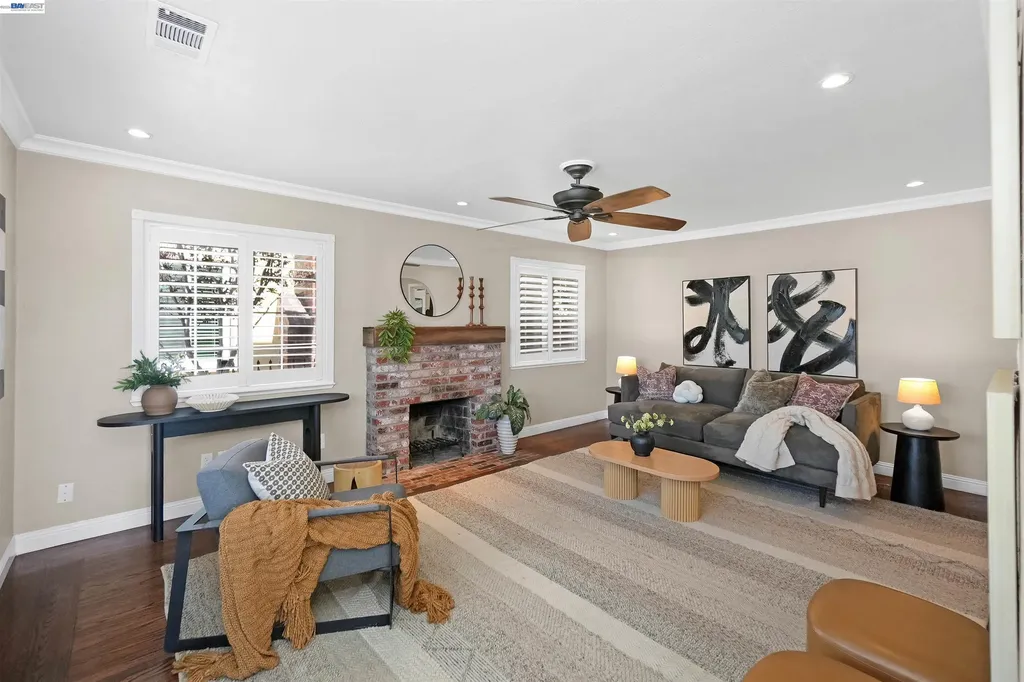 2293 Vestal Avenue Castro Valley CA 94546