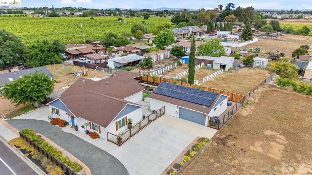700 Brownstone Road Oakley CA 94561
