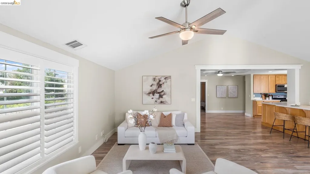 700 Brownstone Road Oakley CA 94561