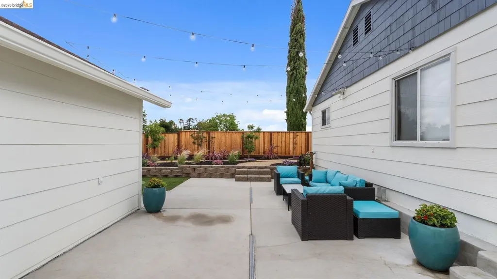 700 Brownstone Road Oakley CA 94561