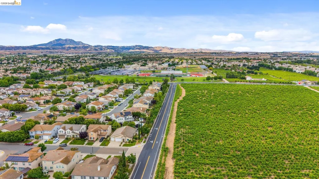 700 Brownstone Road Oakley CA 94561