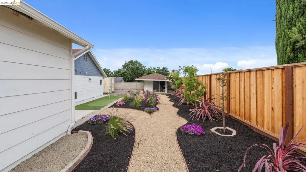 700 Brownstone Road Oakley CA 94561