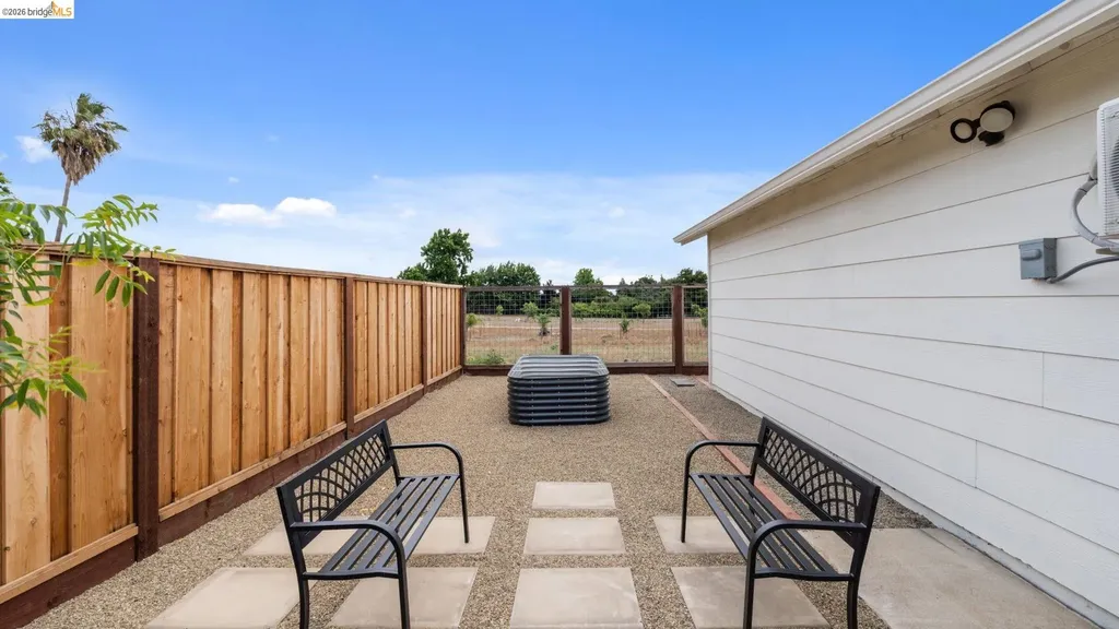 700 Brownstone Road Oakley CA 94561