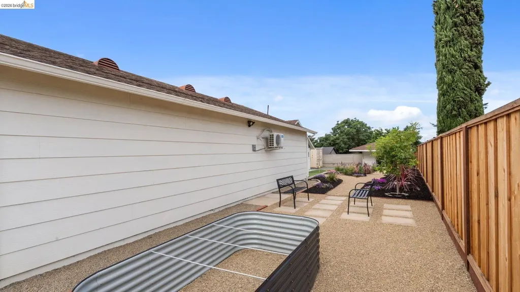 700 Brownstone Road Oakley CA 94561