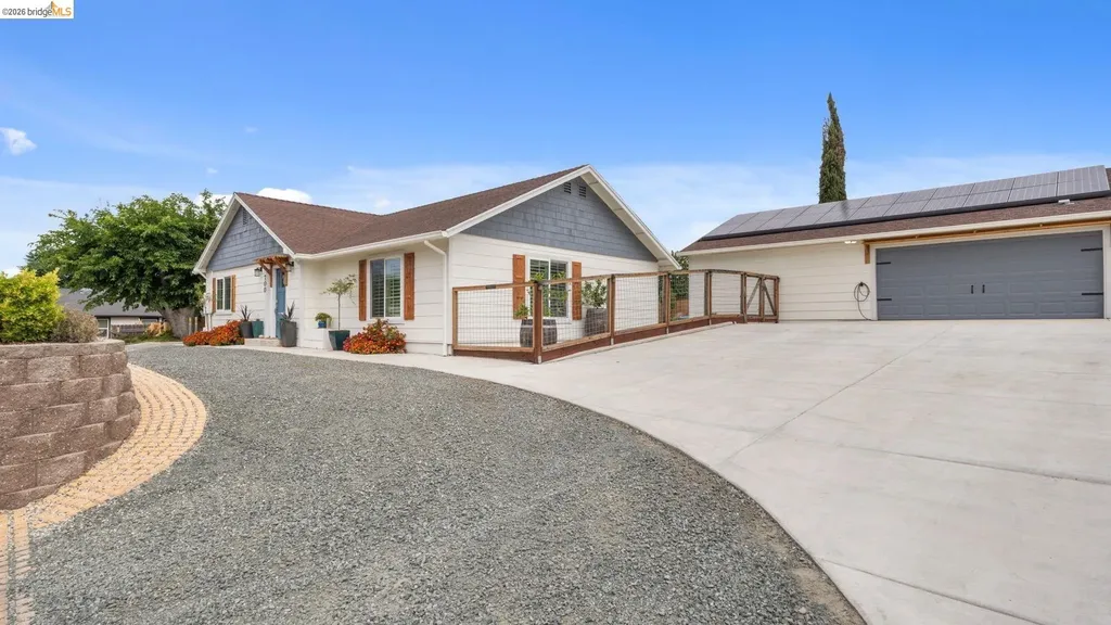 700 Brownstone Road Oakley CA 94561