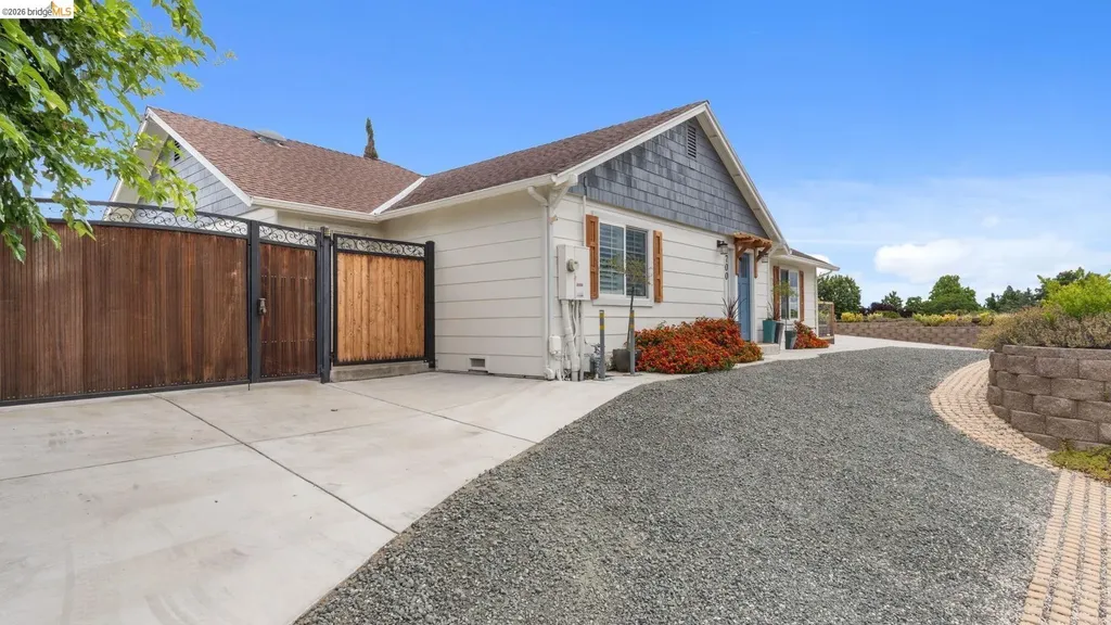 700 Brownstone Road Oakley CA 94561
