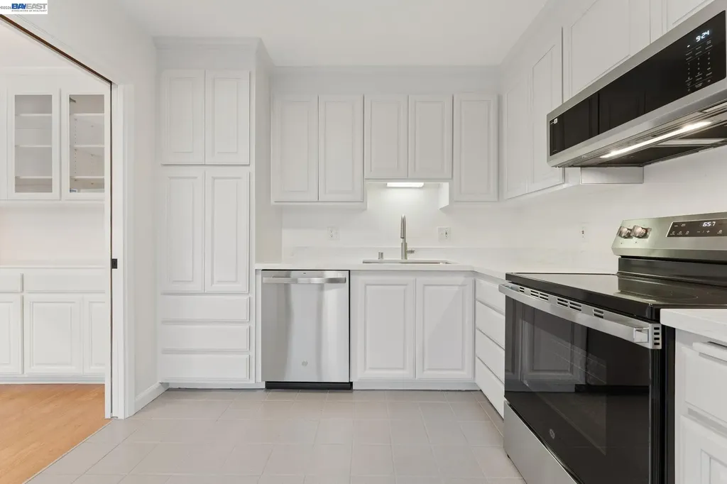 339 Broadway Alameda CA 94501