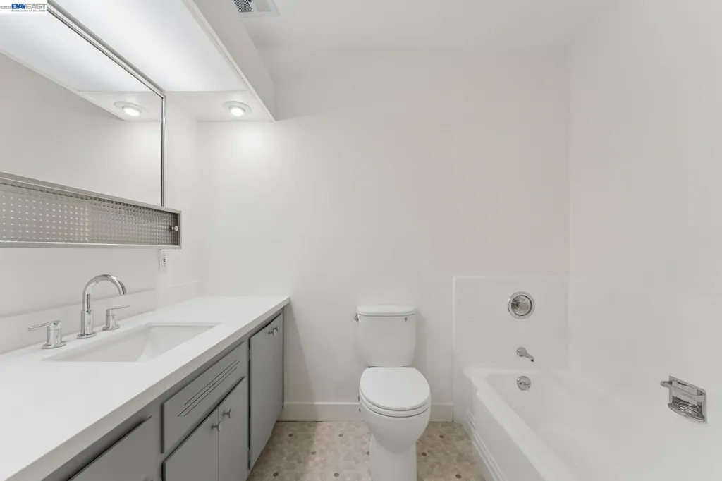 339 Broadway Alameda CA 94501