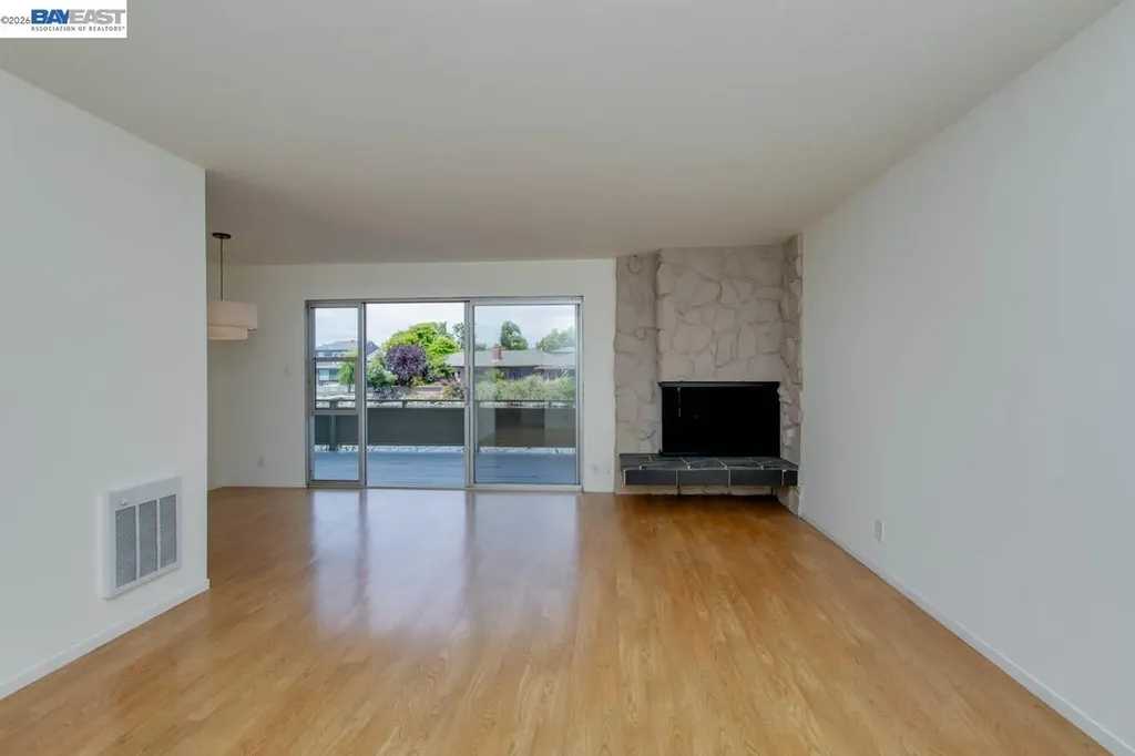 339 Broadway Alameda CA 94501