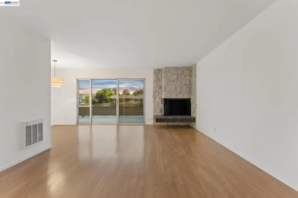 339 Broadway Alameda CA 94501