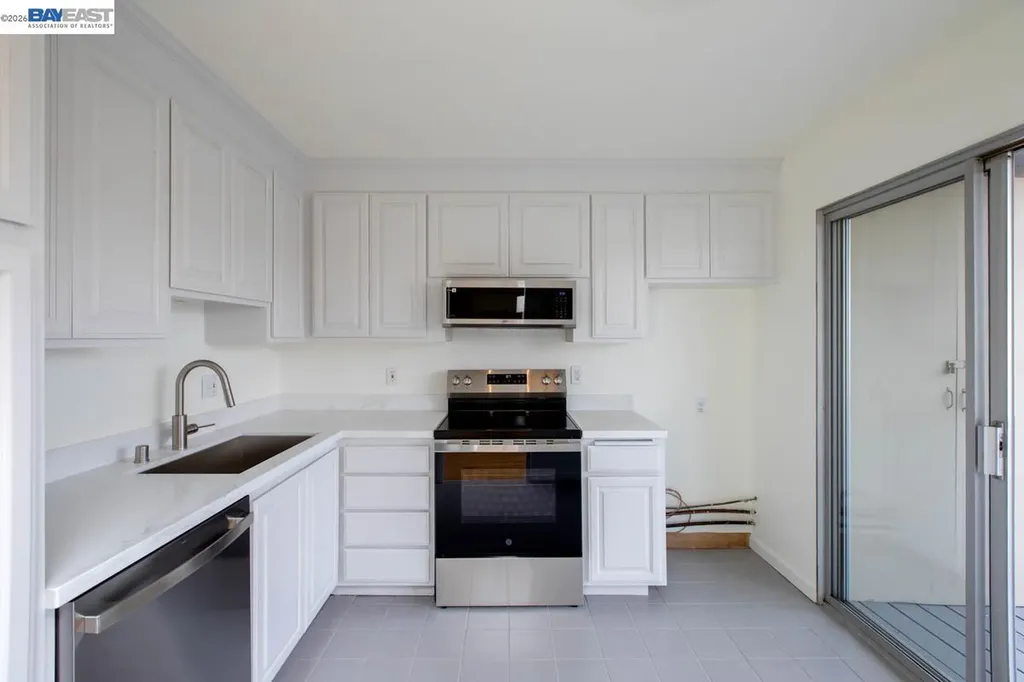 339 Broadway Alameda CA 94501