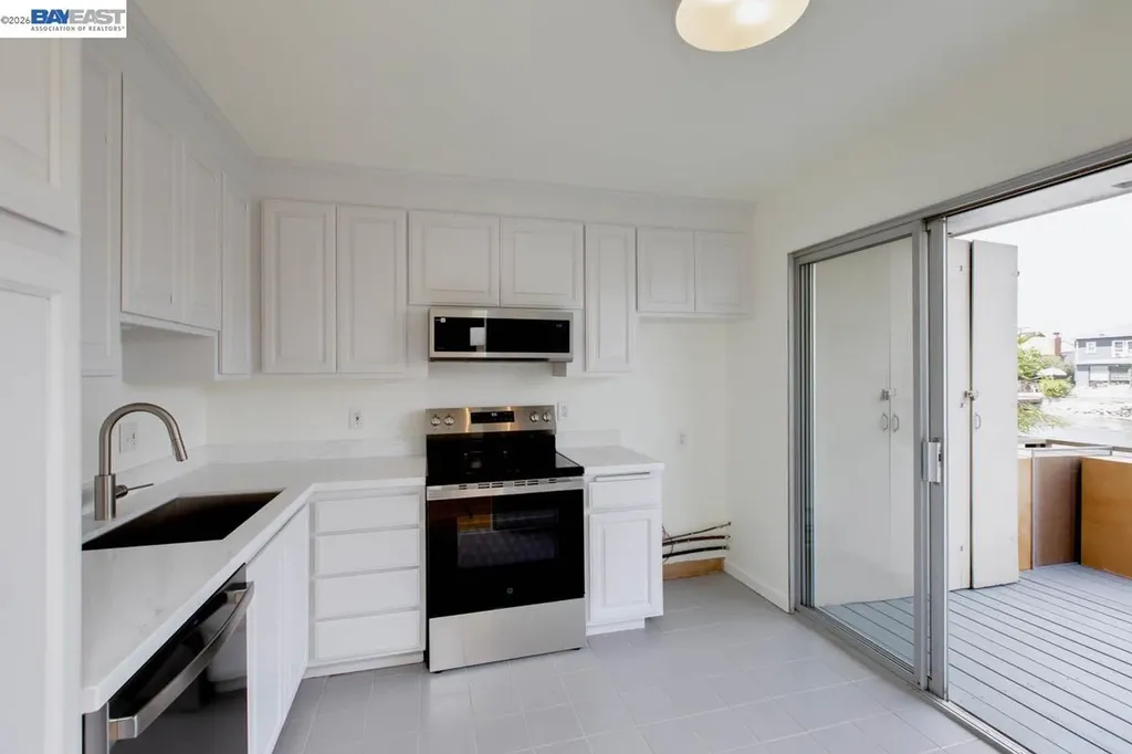 339 Broadway Alameda CA 94501