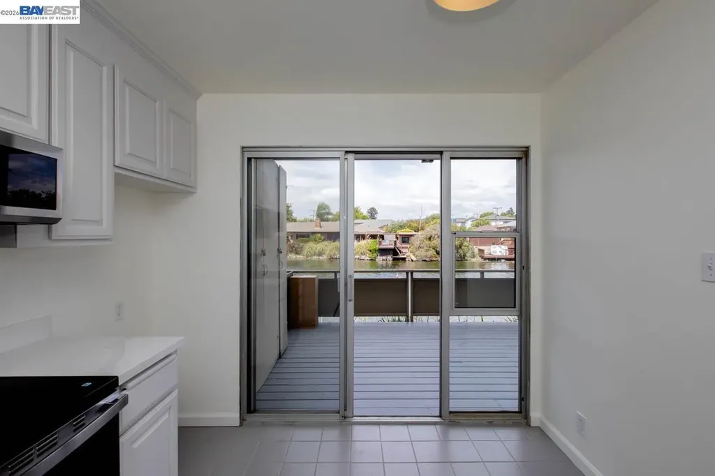 339 Broadway Alameda CA 94501