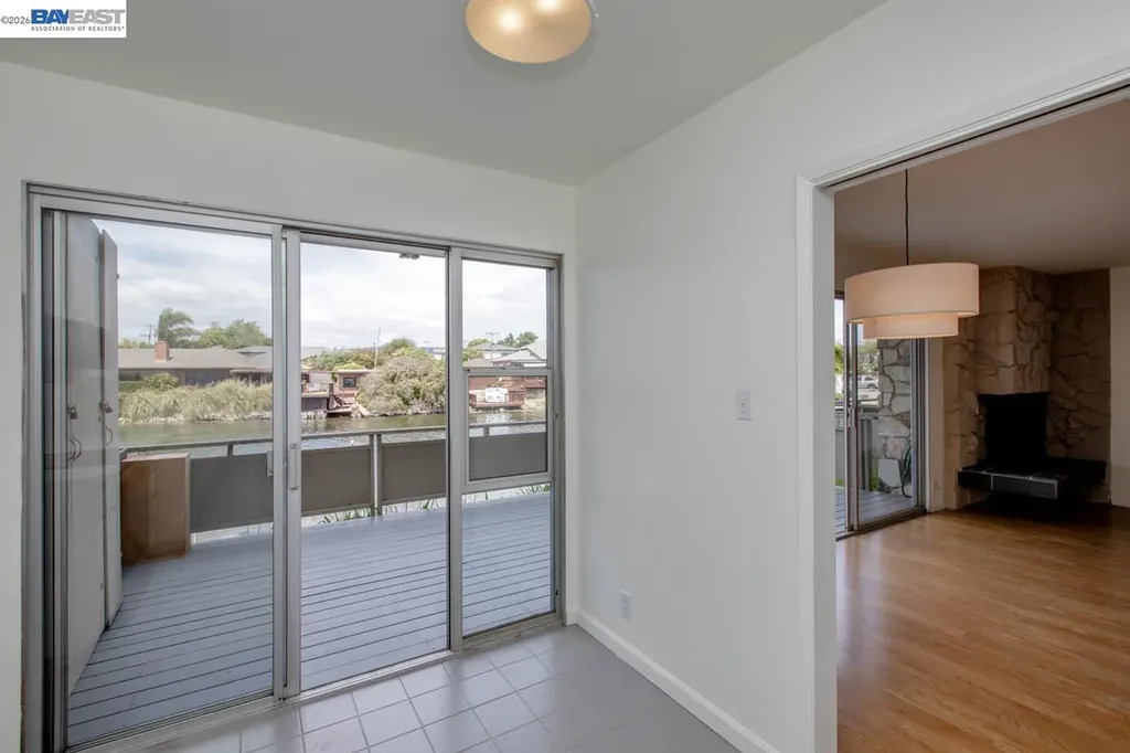 339 Broadway Alameda CA 94501