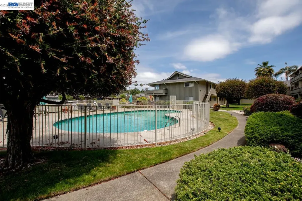 339 Broadway Alameda CA 94501