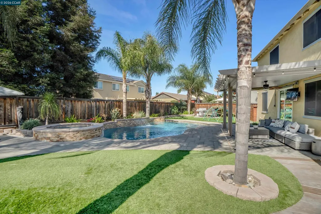 2057 Saffron Court Brentwood CA 94513