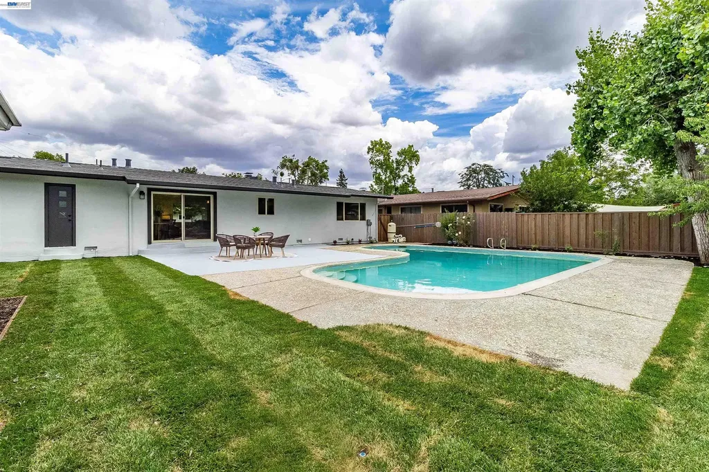 1121 P Street Livermore CA 94551