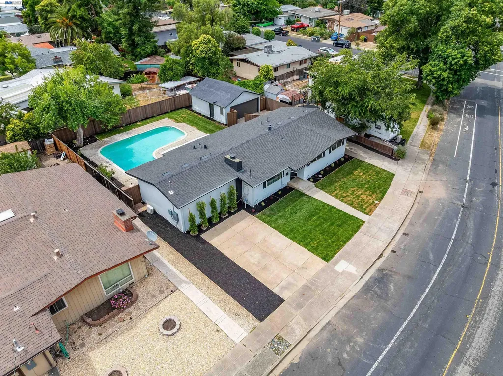 1121 P Street Livermore CA 94551