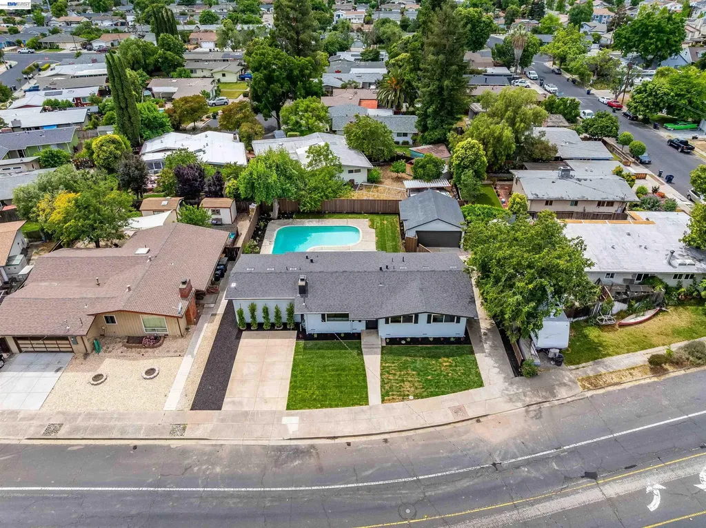 1121 P Street Livermore CA 94551