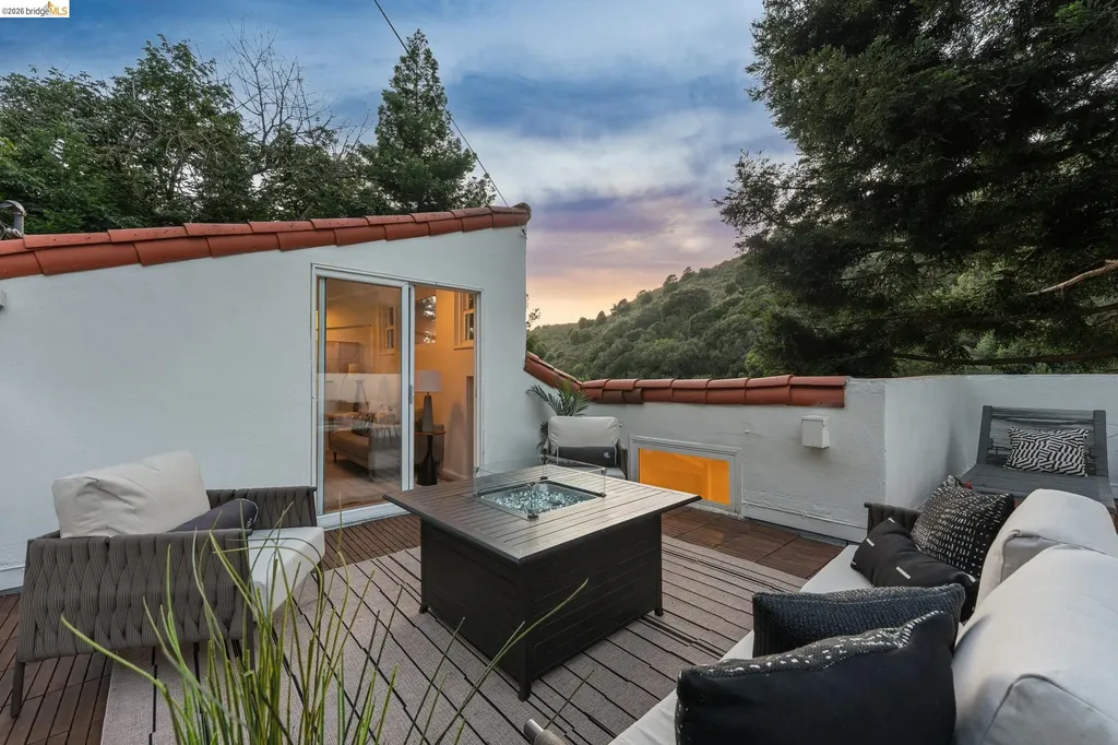 1053 Rispin Drive Berkeley CA 94705